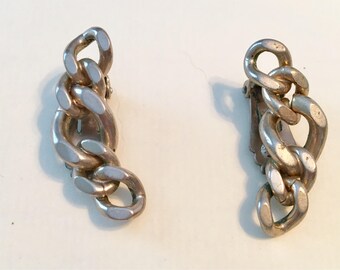 Vintage 1950s Marke Maxann Earrings - Clip On - Chunky Chain - Signed Maxann - Silvertone Earrings