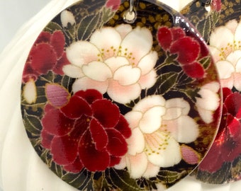 Shell earrings flowers