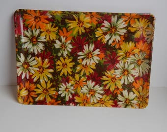Vintage Daisy Fiberglass Serving Tray