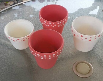 SALE Set of 4 Decorative Flower Pots. Coral and White.