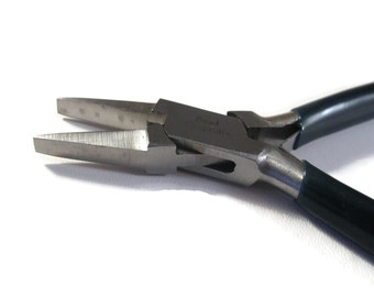 Jewelry Pliers, Flat Nose Plier, Bead Original Pliers from Lilly's Bead Box, Spring Loaded Tool for Making Jewelry and Craft Projects