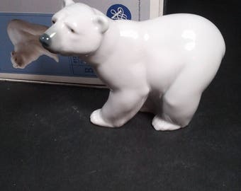 Lladro Polar Bear in PRISTINE condition