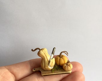1/12th Pumpkin/ gourd chopping board