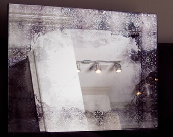 Antiqued distressed mirror