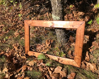 Rectangular Chicken Wire Frame (24"x16")