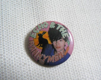 Vintage 80s Echo and the Bunnymen - Ian McCulloch with Rabbit and Carrot - Pin / Button / Badge