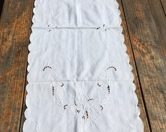 White Cotton Table Runner
