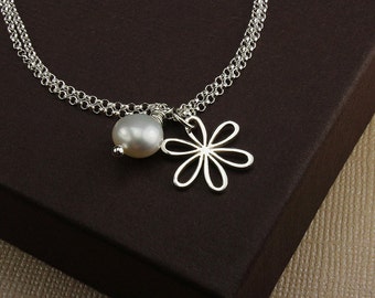 Daisy pearl bracelet freshwater pearl bracelet pearl charm bracelet silver charm bracelet daisy bracelet daisy jewelry daisy pendant charm