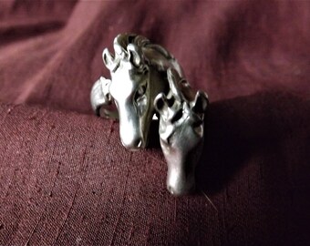 925 silver ring with horses heads, equestrian theme ring