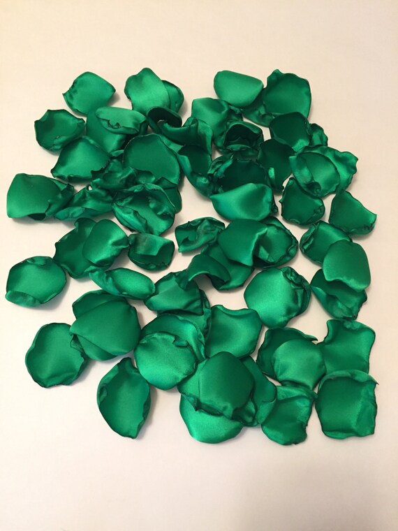 Green Satin Rose Petals/Flower Girl Petals/Emerald Green