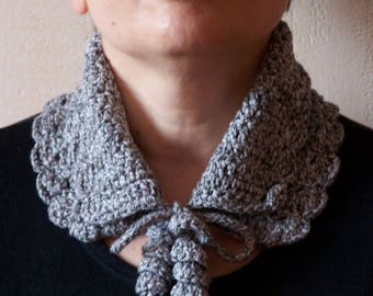 Collar in cotton for spring