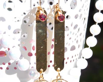 FREE SHIPPING Eye Handmade Dangle Earrings - Eyeball Jewelry - Gift Ideas - Swarovski Earrings - Swarovski Jewelry - Holiday Earrings