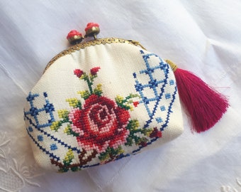 Handmade vintage embroidered materal coin purse/pouch with pink rose kiss lock frame