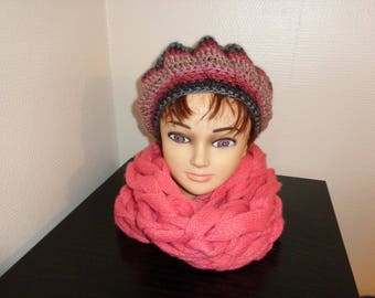 NEW! VERY NICE SCARF CORAL MADE WITH HANDS, WITHOUT NEEDLE!