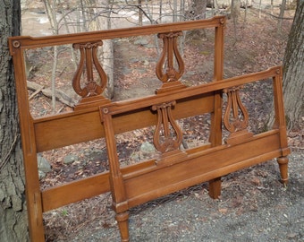 FULL SIZE Vintage Bed / Headboard and Footboard Full Bed