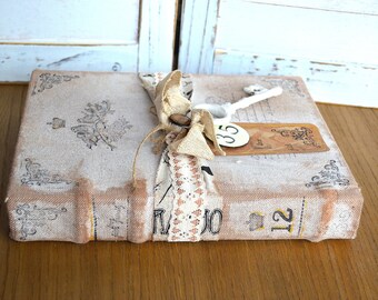 Decorative Book Bundle Vintage French Shabby Cottage Chic Look