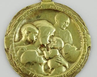 Vintage Religious Medal Journée Nationale des Familles Nombreuses Pautot