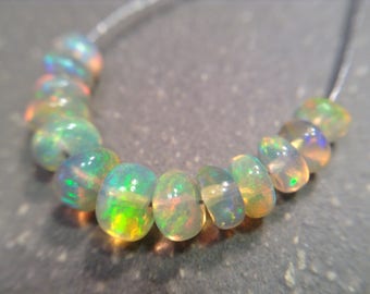 Super flashy Ethiopian Welo Opals 3-4mm