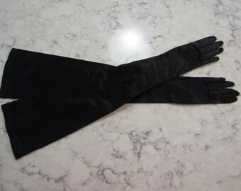 Vintage New Unused KAY FUCHS Black Stretch 22" Opera Gloves--- Size 6- 6 1/2--Glove Auction # O--0618
