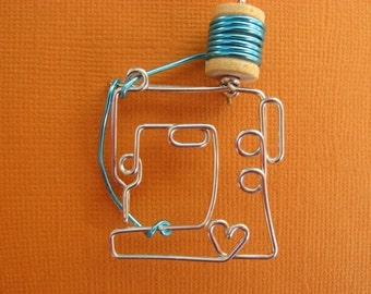 SEWING MACHINE BROOCH wire wrapped pin seamstress dressmaker's gift