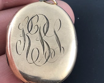VICTORIAN LOCKET - gold locket - - picture locket - KBL monogram antique locket - gold wedding locket No.001286
