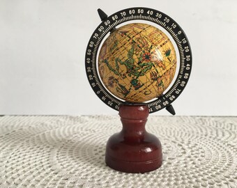Pencil sharpener globe - Vintage Globe Pencil Sharpener - pencil sharpener - small globe - Vintage small world globe - Small earth globe