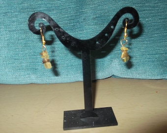 Cat's Eye Honey Chip Earrings