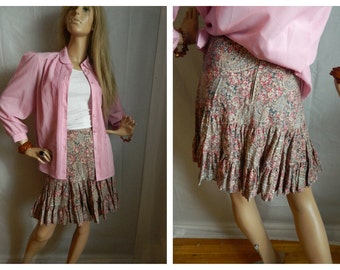 30% off Paisley Print Fringed Mini Skirt Country 1970's Style Size XS-SMALL