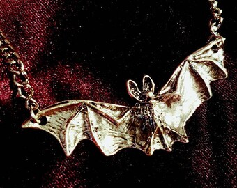 Bat Necklace - gothic batcave tradgoth gothicrock punk postpunk deathrock victorian vampire