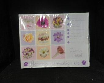 Permapetal, Flower Preservation Kit, Wedding Flowers, a Dozen Roses, Victorian Era, Cake Decorations, Unique Gifts, Dried Flowers, Beeswax