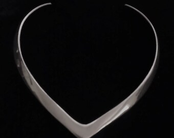 DLX EGYPTIAN COLLAR