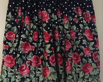 Vintage-style gathered skirt