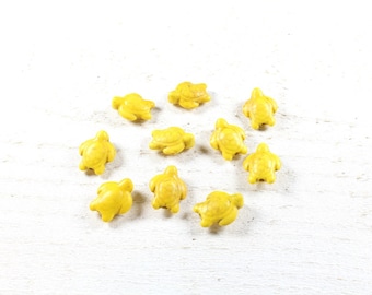 10 yellow synthetic howlite turtle beads approximately 15 x 12 x 6mm