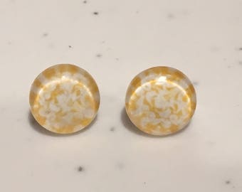 10MM Yellow Speckle Stud Earrings