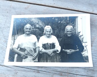 Vintage old French black & white postcard 3 old womens