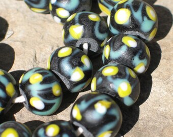 Colorful Indonesian glass beads GM004