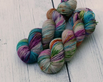 Never Trust the Living - 80/10/10 - Superwash Merino - Cashmere - Nylon - 435 Yards -Vixen - MCN Sock Yarn - Speckled - Ready To Ship
