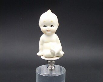 Custom Lamp Finial Featuring a Smiling Seated bBaby