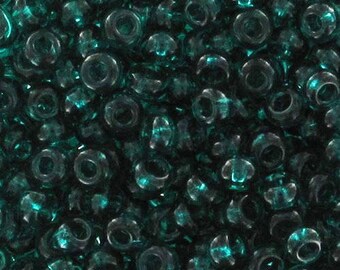 Emerald 2.5 mm 9/0-1 bag of 10 g seed beads