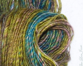 TOPS Handspun Luxury Yarn - 154 yards - Thick and Thin - Knitting - Crochet - Weaving - Mixed Media - Fiber Arts - Textile Arts