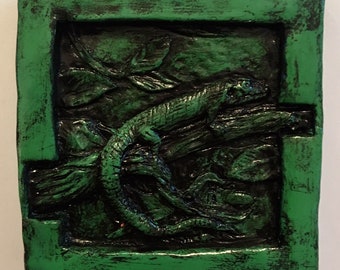 Alligator Lizard Tile, Moss Green