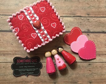 Valentine's Day Peg Doll People Kids Gift set Heart Pink Red wood