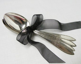 Set of 4 Silverplate Serving Spoons - Associated Silver - Lady Washington 1925 - Holiday Flatware, Tea Party Service, Weddings, Parties