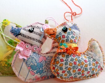The Five Buck Duck - Rubber Duckie Style Quilty Critters - Buyers Choice - OOAK, Novelty, Folk Art