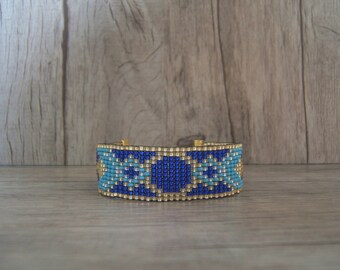 Woven bracelet pattern geometric Aztec blue Sapphire and Turquoise
