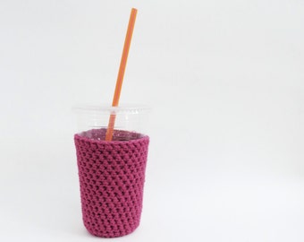 burgundy iced coffee cozy. Crochet coffee cozy. Red cup cozy. Cotton cup sleeve. Eco friendly cup jacket. Summer drink cozy. Raspberry cozy