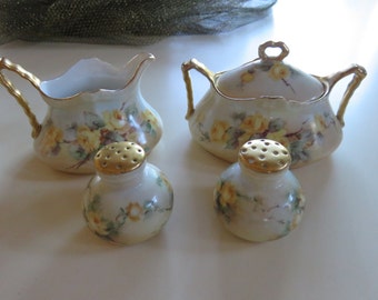 CREAM and SUGAR SALT and Pepper Set