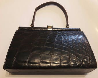 Vintage 1950s/ 1960s dark brown Alligator/Crocodile Handbag