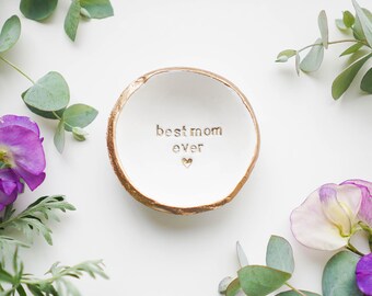 Personalized Ring Dish / Jewelry Dish / Bridesmaids Gift / Wedding Gift / Engagement Gift / Personalized Gift / Gift for Mom / Gift for Her