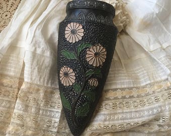 A Simple Vintage Wall Pocket Vase Pink Daisies & Texture